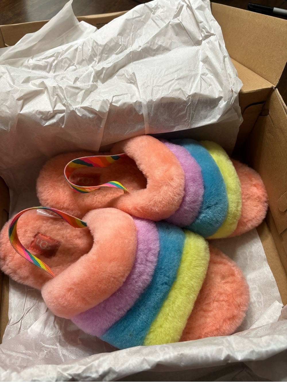 UGG Fluff Yeah slides